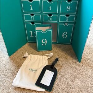 Tieks Teal Key & Card Holder Set
